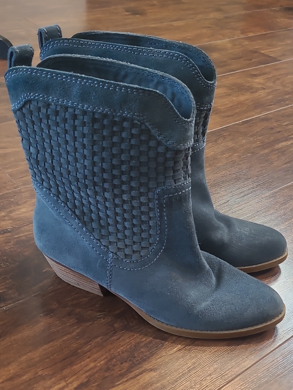 Nine West Vintage America Collection Women’s Blue Suede Woven Mid-Calf Boots 9